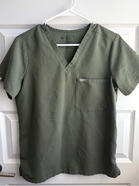 FIGS Catarina Scrub Top Size Small Olive Medical Uniform Stretch V-Neck Pocket